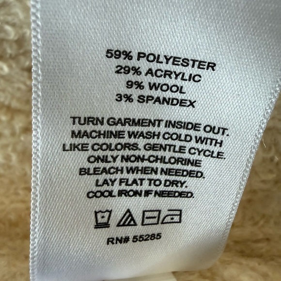 Express Soft Cream Belted Robe - Picture 3 of 7